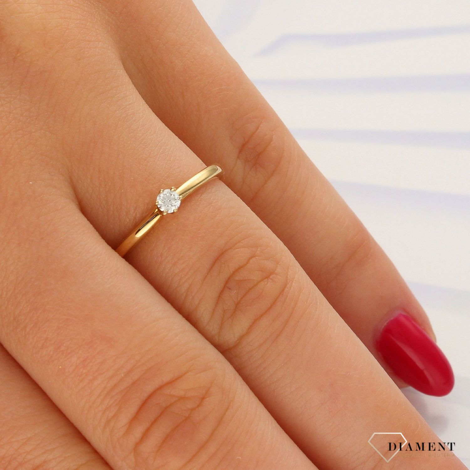 Pierścionek złoty DIAMENT żółte złoto, diament, klasyczny cer.198808  HSI2.Nr wzoru 100.300.  apart-100-300--0.jpg